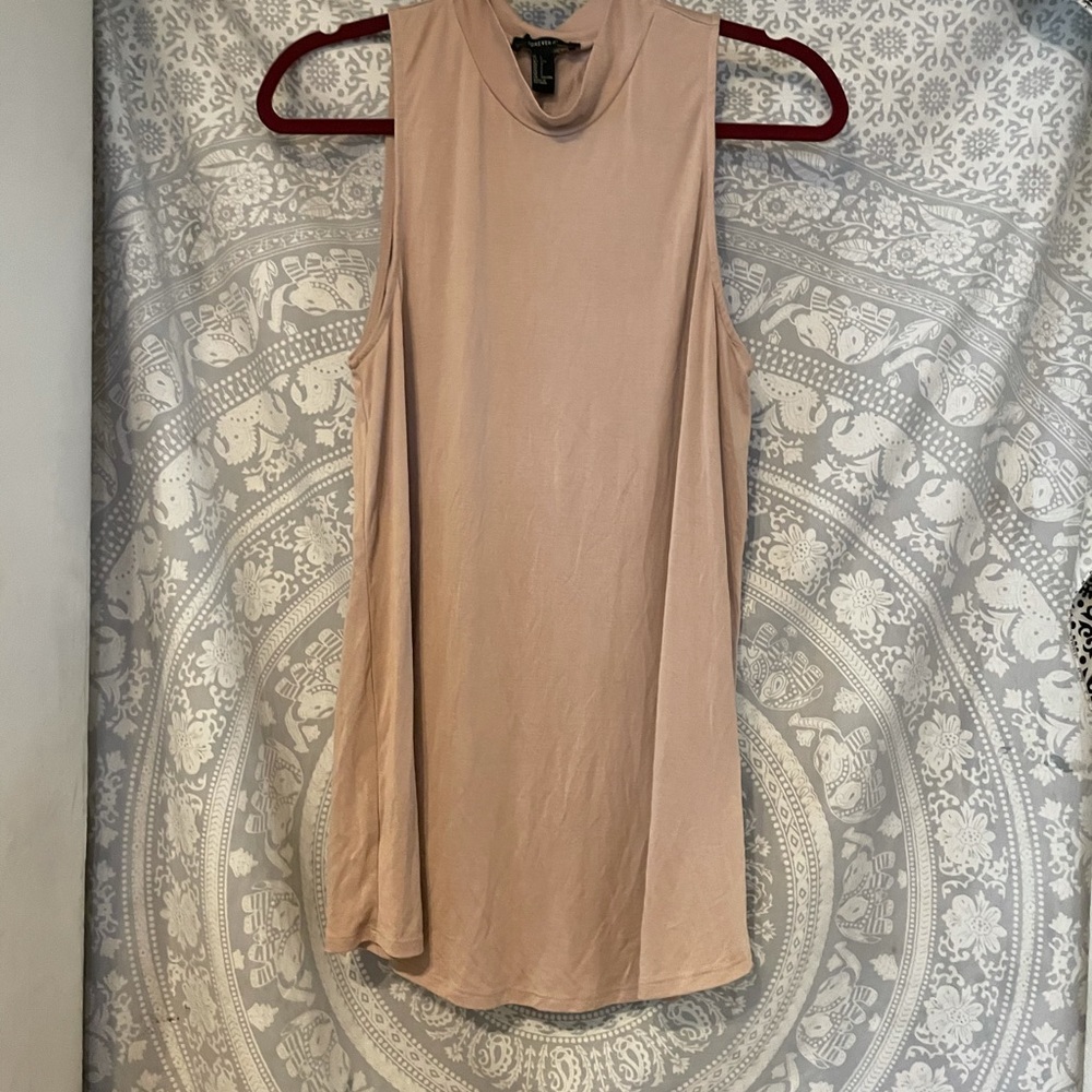 Tan/Cream Sleeveless Dress